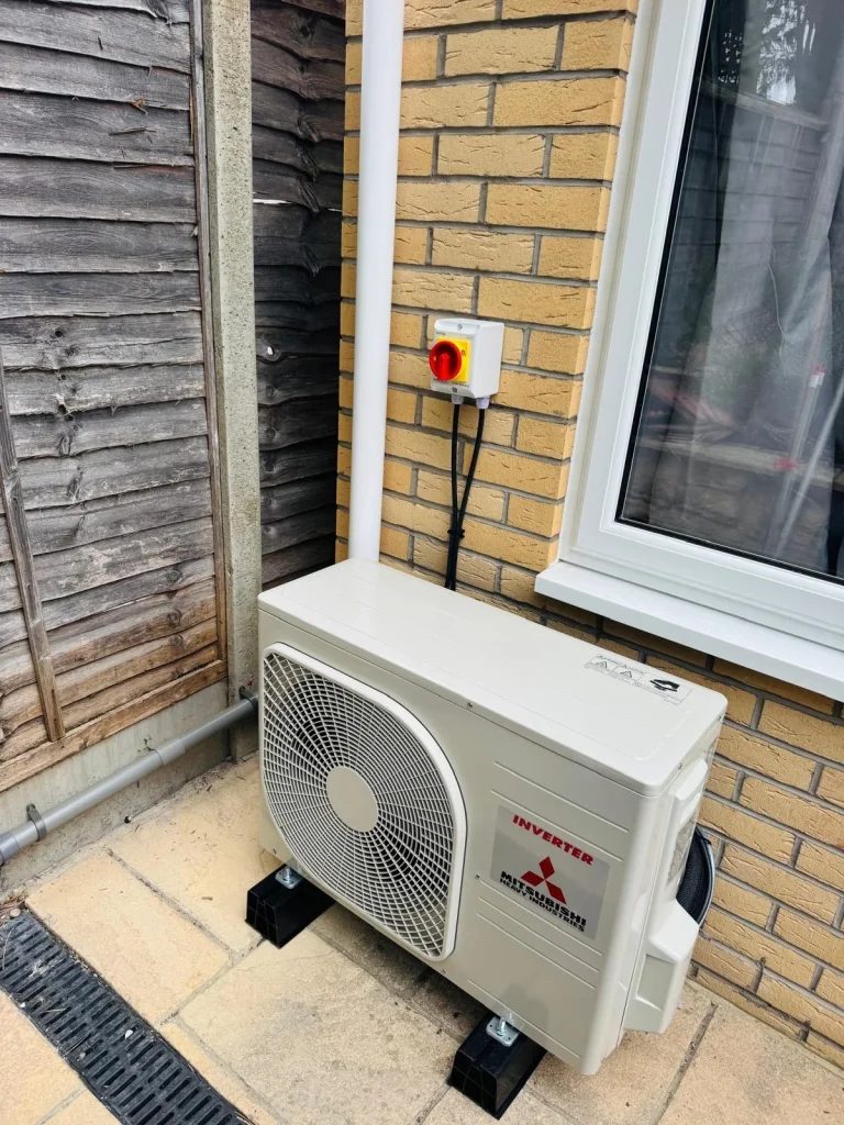 airconditioning servicesac 12