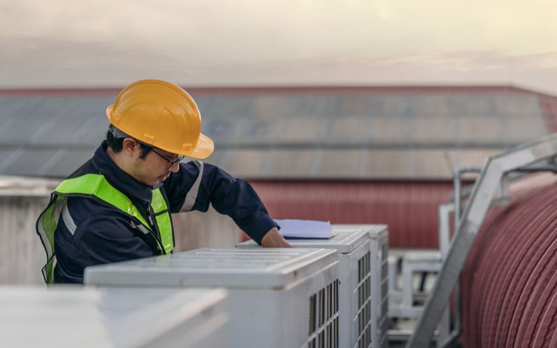 Comparing AC Systems for Small vs Large Wholesale Facilities